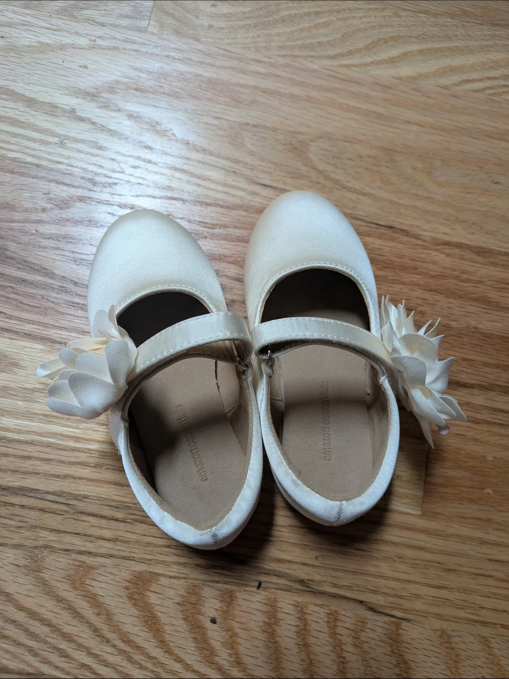 Kids Cream Mary Jane Flower Dress Shoes